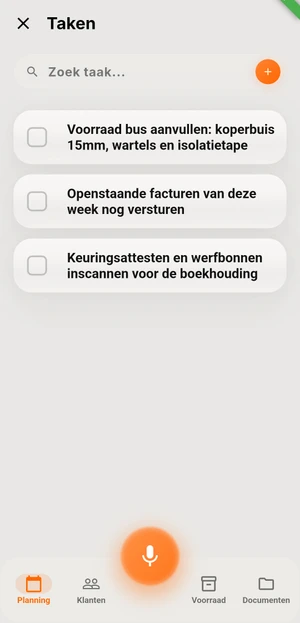 De takenlijst in de Cooper-app, met bovenaan de taak om de voorraad in de camionette aan te vullen met koperbuis, wartels en isolatietape.
